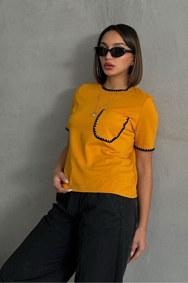 Kadın Çoban Dikiş Detaylı Cepli Bisiklet Yaka Kısa Kollu T-Shirt